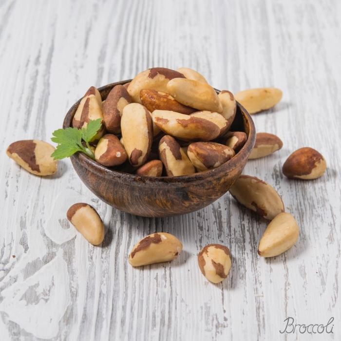 Бразильский орех неочищенный