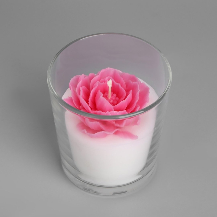 Свеча в стакане пион