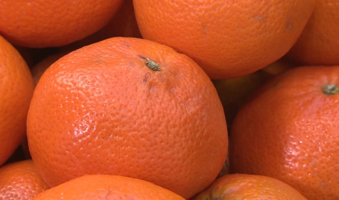 Мандарин и апельсин