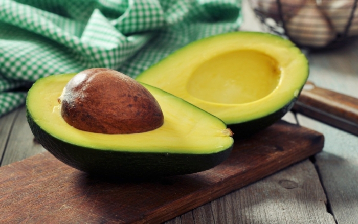 Авокадо спелое