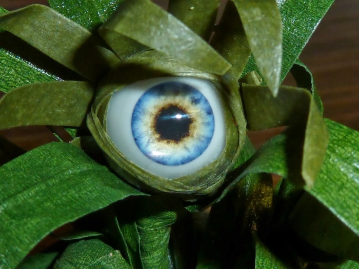 Страшное растение