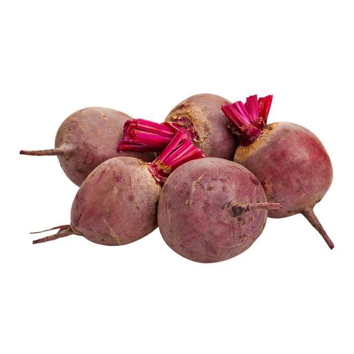 Свекла на белом фоне