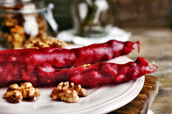 Чурчхела с грецким орехом в гранатовом соке