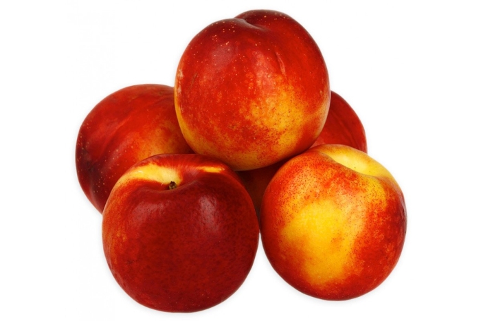 Персики на белом фоне