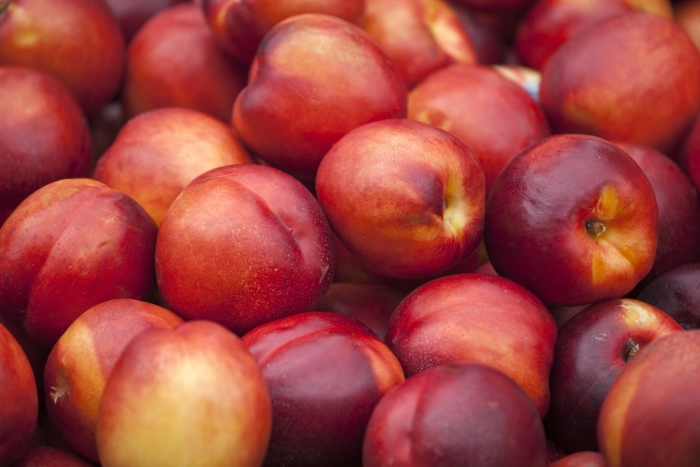 Нектарин персик