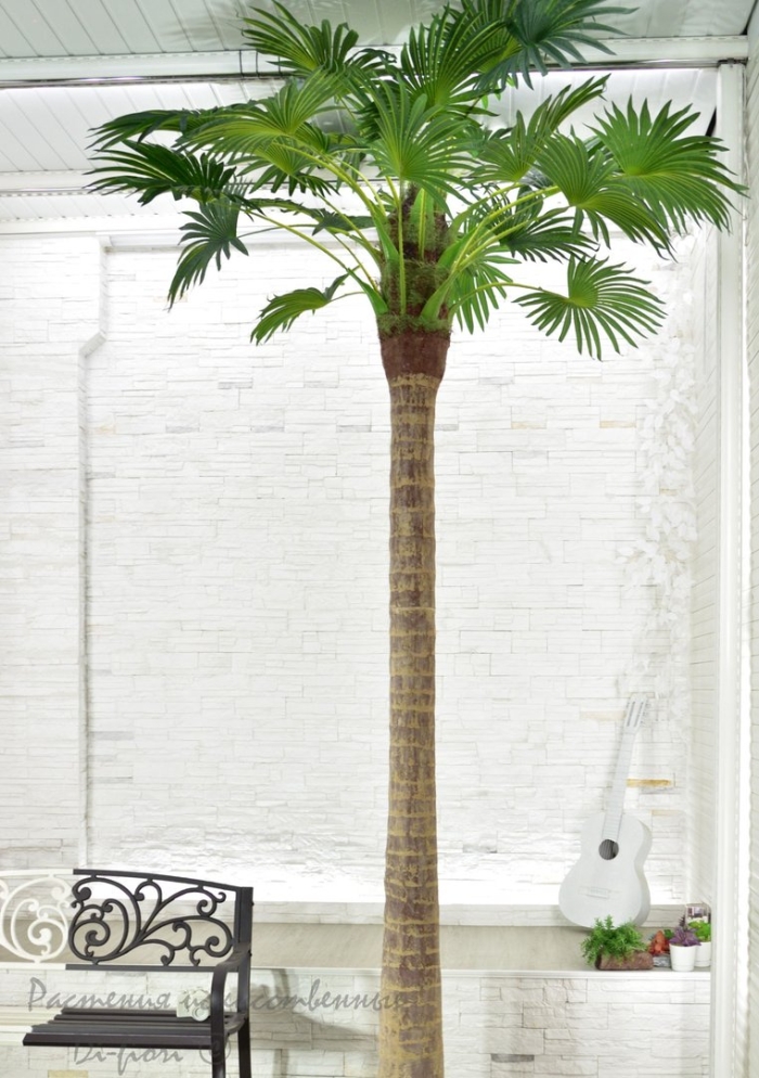 Искусственное дерево пальма