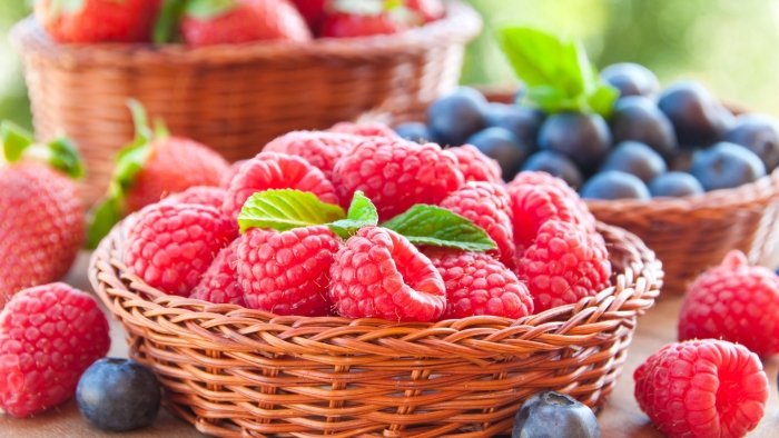 Заставка на рабочий стол малина