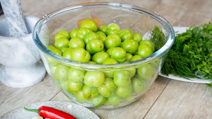 Ткемали зеленый