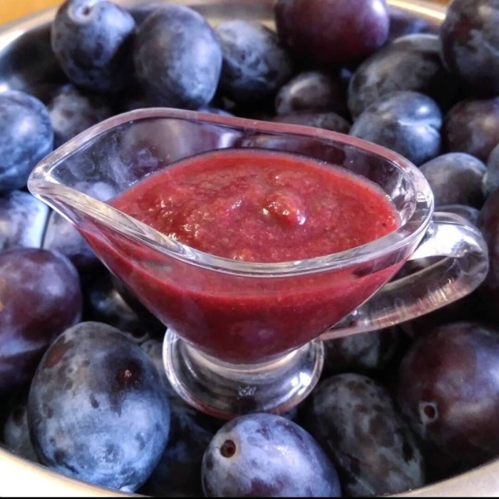 Слива ткемали