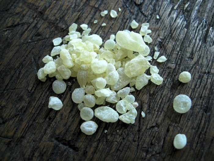 Мастиковая смола mastic gum