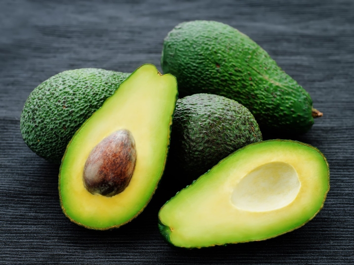 Фрукт авокадо