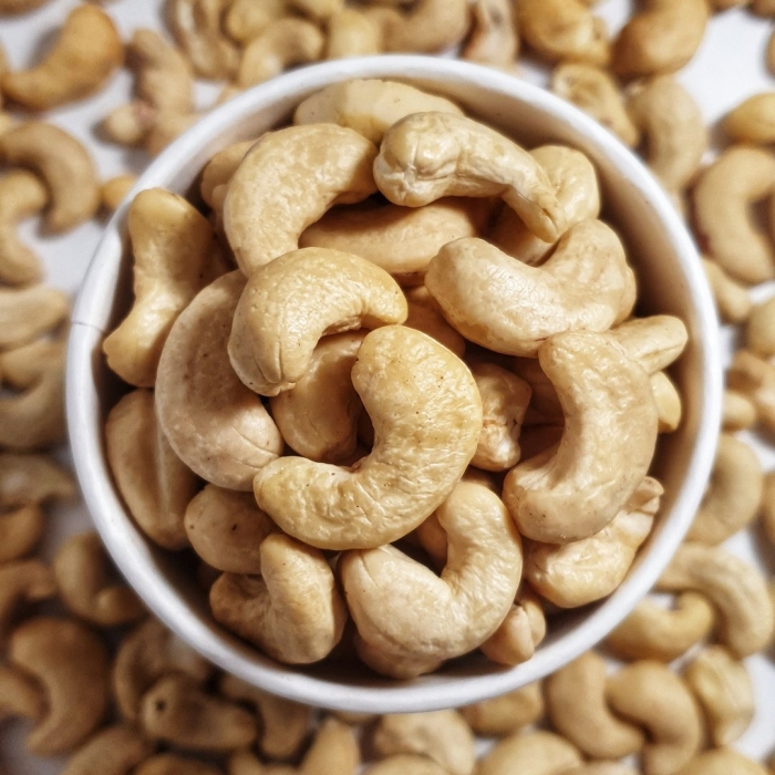 Кешью очищенный