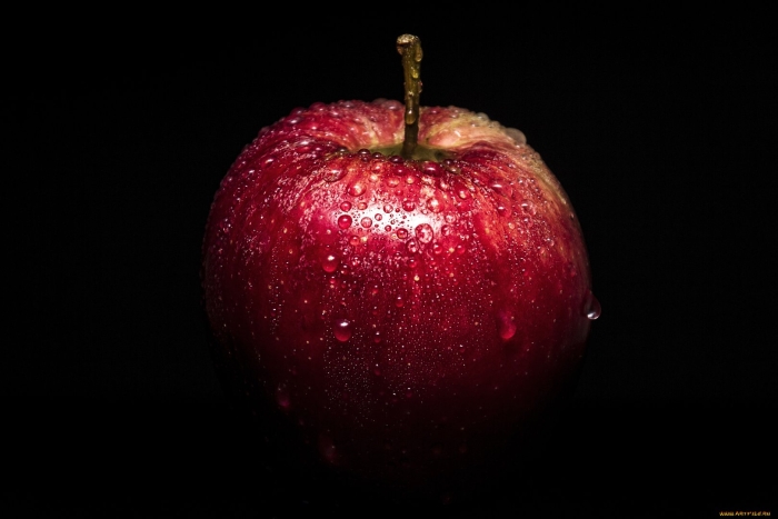 Яблоки красные