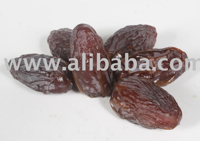 Сухофрукты финики