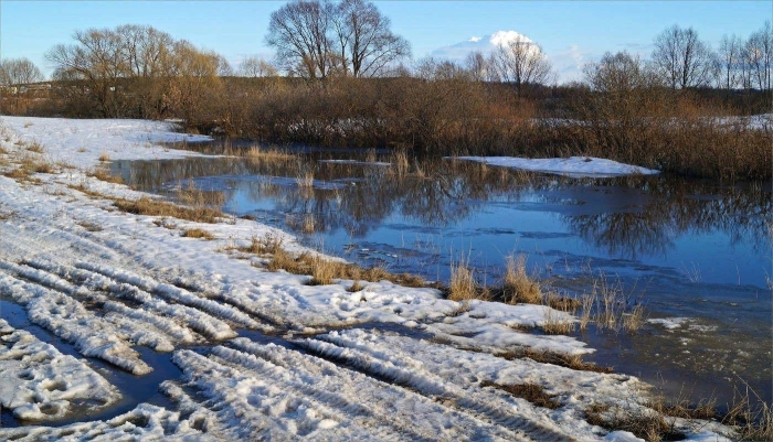 Апрель весна