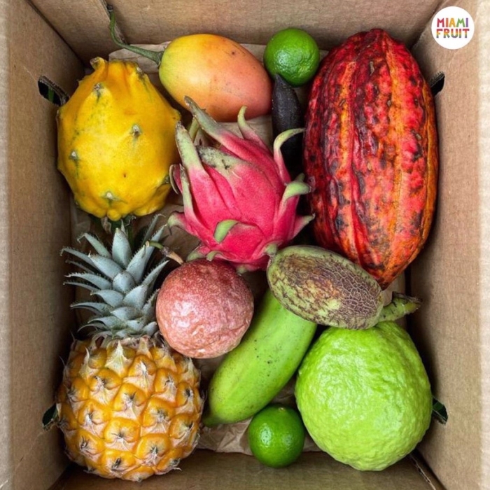 Фрукт тропический