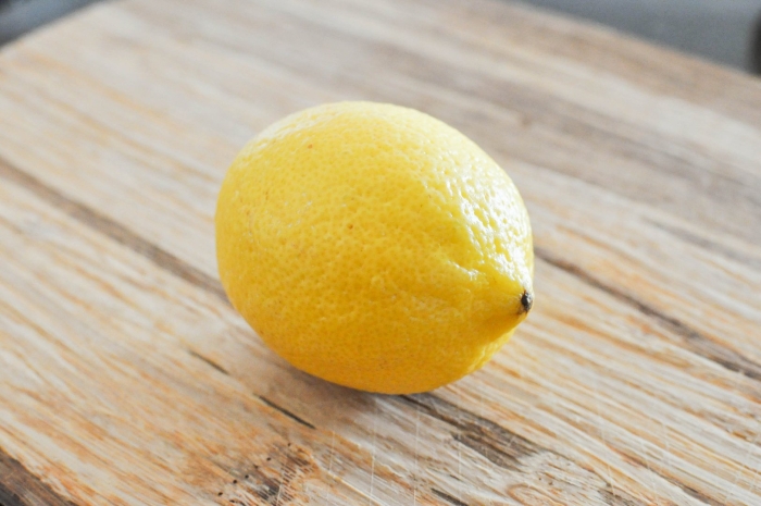 Жёлтый лимон