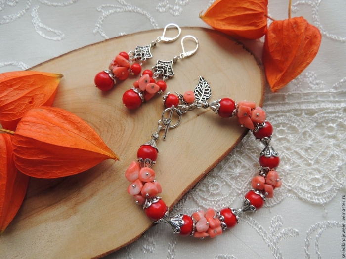 Украшения с кораллом