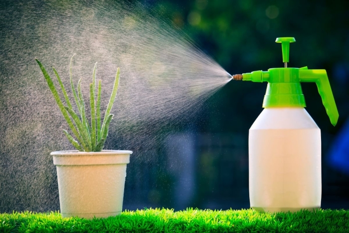 Опрыскиватель для цветов